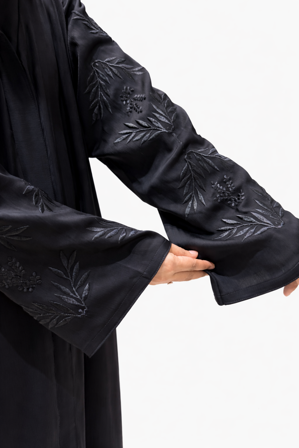Elegant Floral Sleeve Black Abaya-Premium Imported Tiktok Fabric